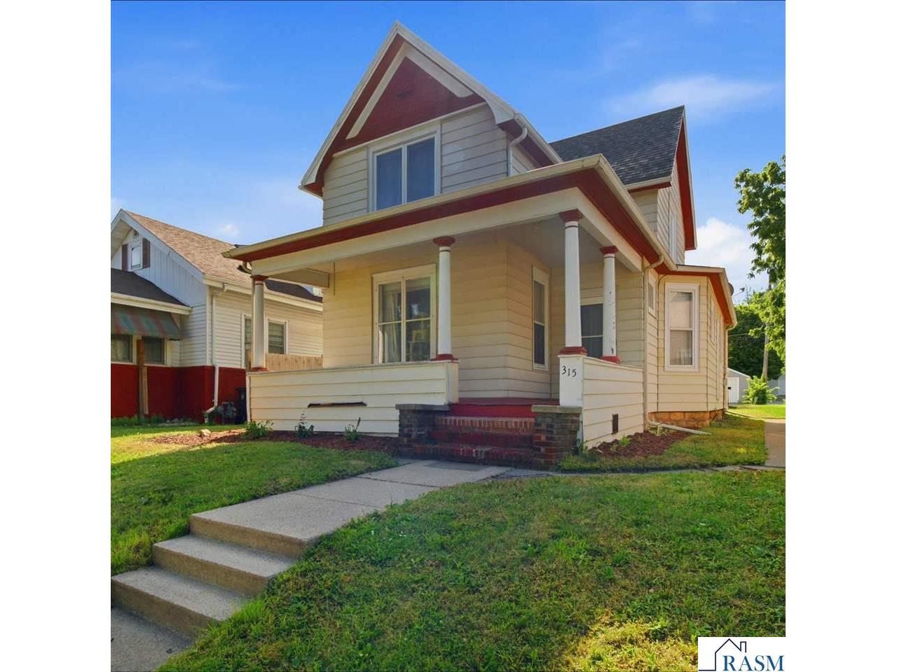 315 N Broad Street Mankato MN 56001 267040655 image1