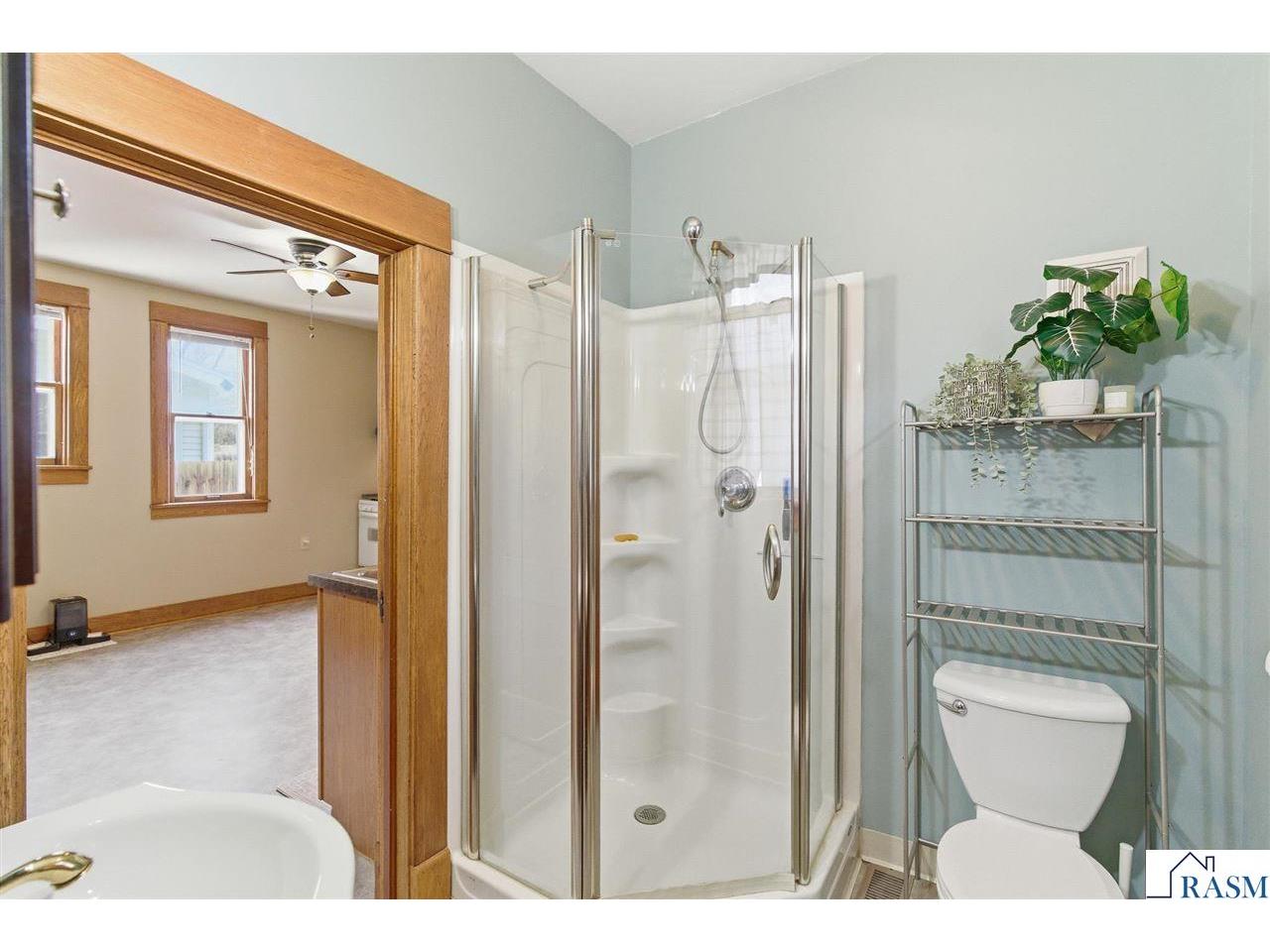 315 N Broad Street Mankato MN 56001 267040655 image13