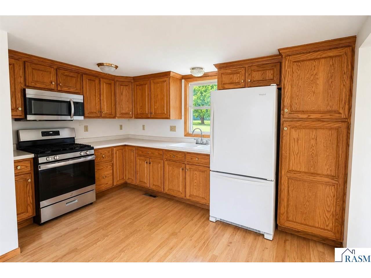 315 NE Buck Avenue Madelia MN 56062 267040693 image10
