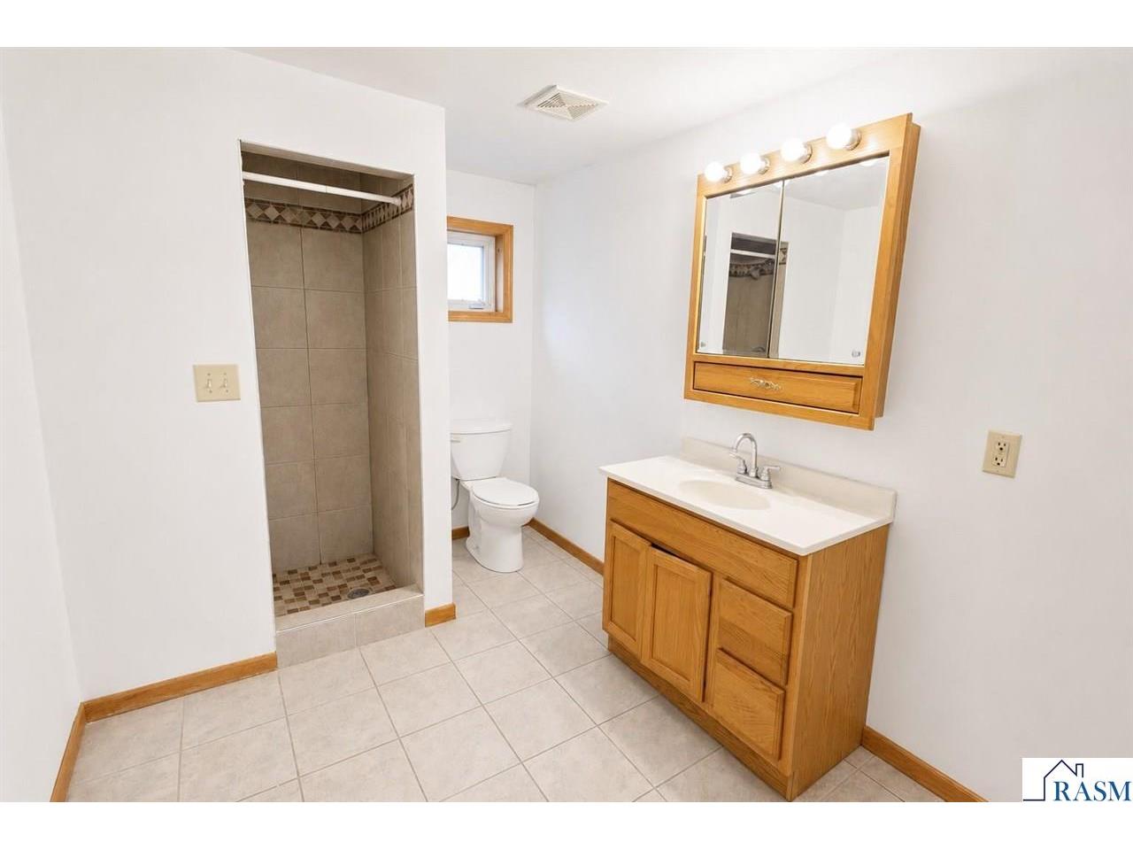 315 NE Buck Avenue Madelia MN 56062 267040693 image13