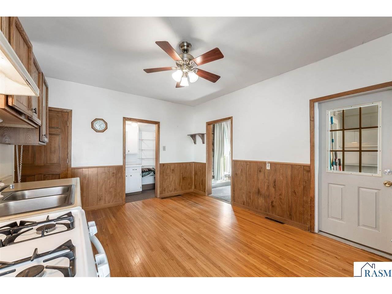 318 E Pleasant Street Mankato MN 56001 7040430 image17