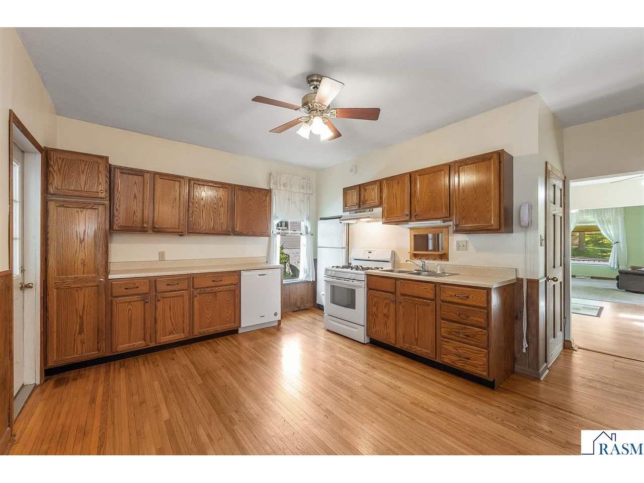 318 E Pleasant Street Mankato MN 56001 7040430 image21