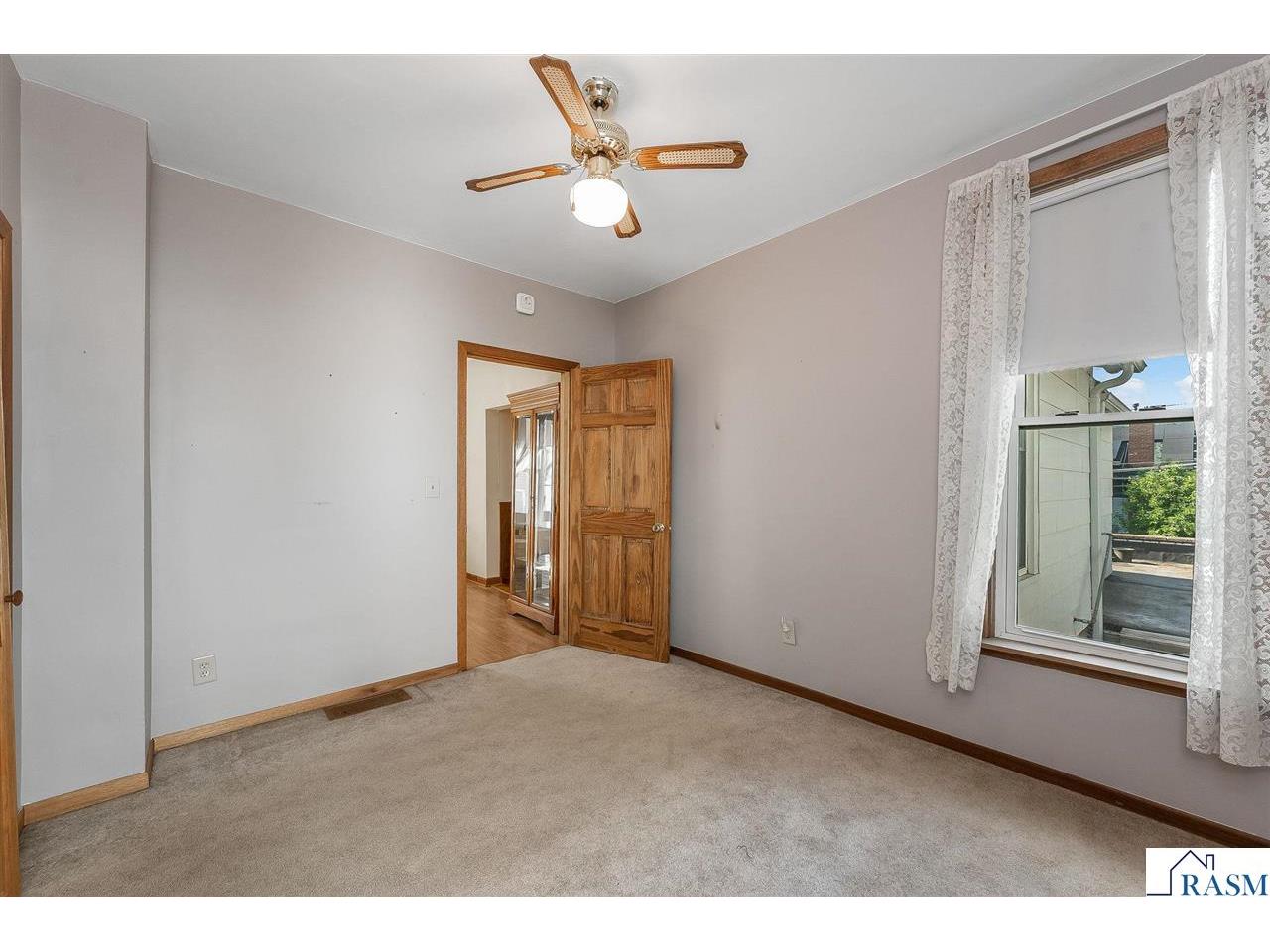 318 E Pleasant Street Mankato MN 56001 7040430 image22