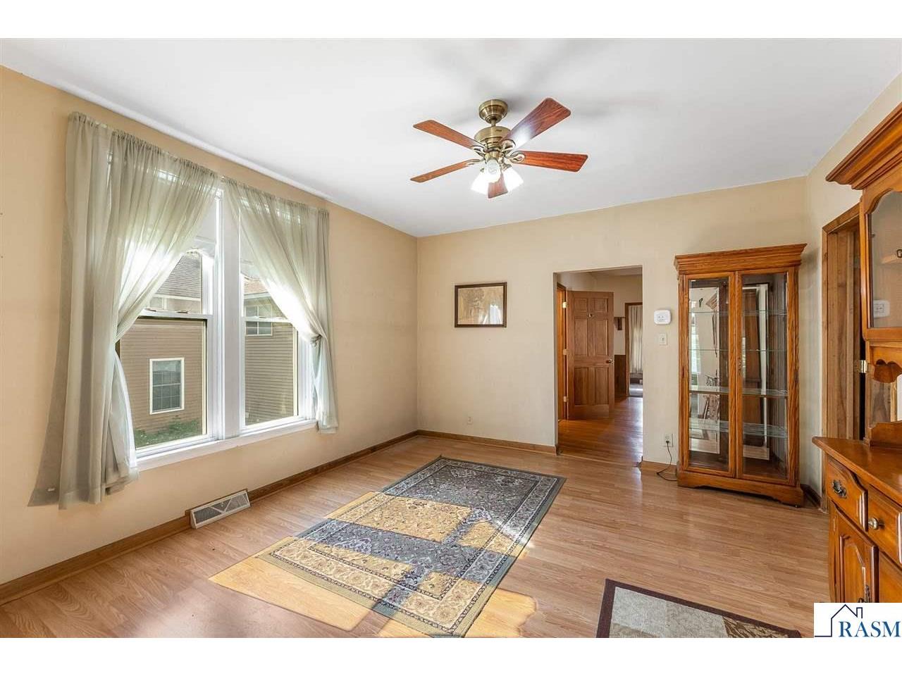 318 E Pleasant Street Mankato MN 56001 7040430 image25