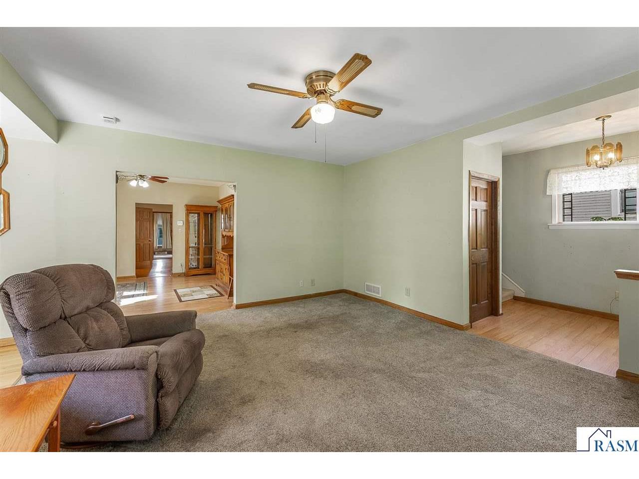 318 E Pleasant Street Mankato MN 56001 7040430 image4