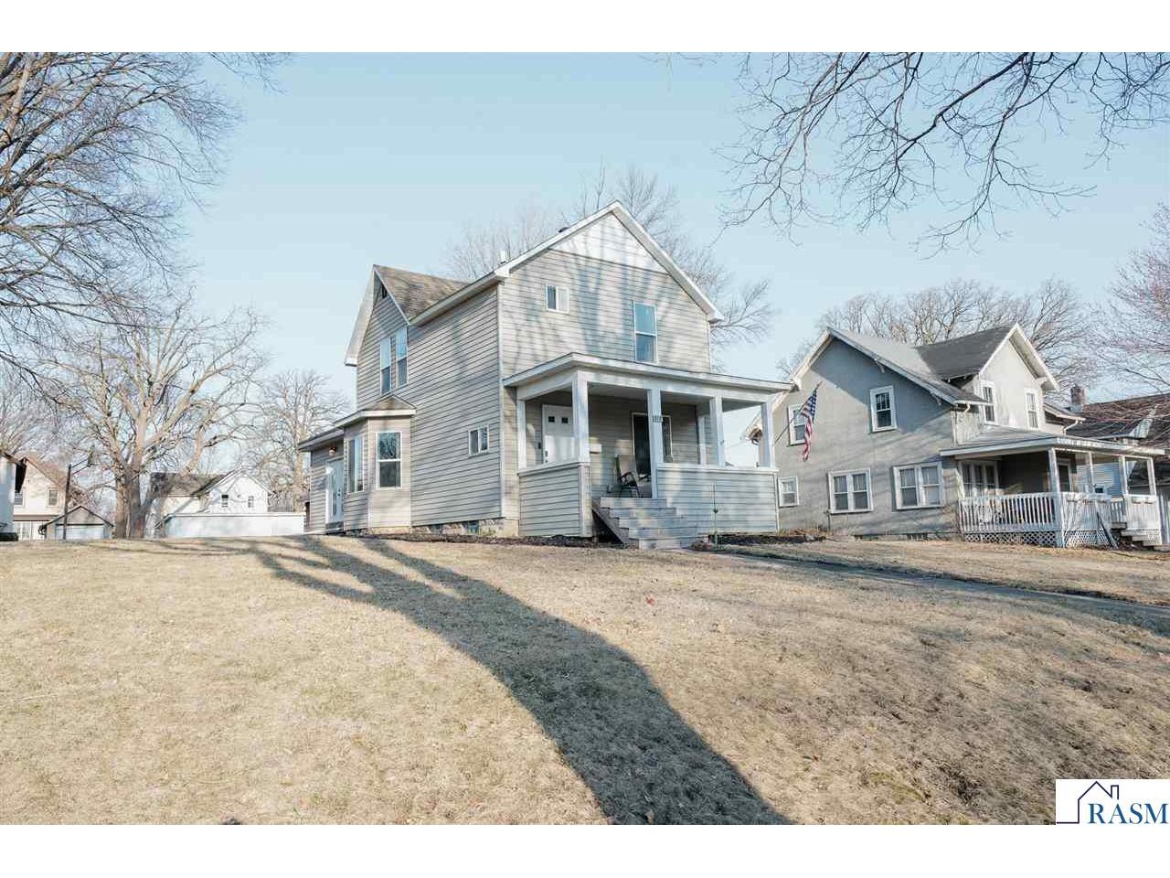 318 S Elm Street Fairmont MN 56031 7037020 image1