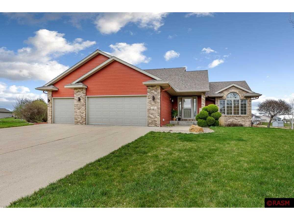 320 Grovebrook Court Mankato MN 56001 7034713 image1
