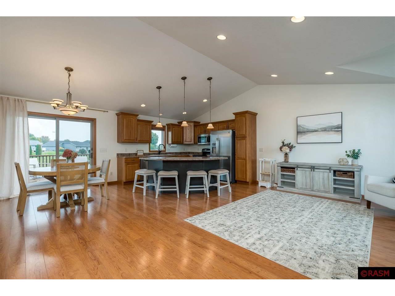 320 Grovebrook Court Mankato MN 56001 7038551 image8