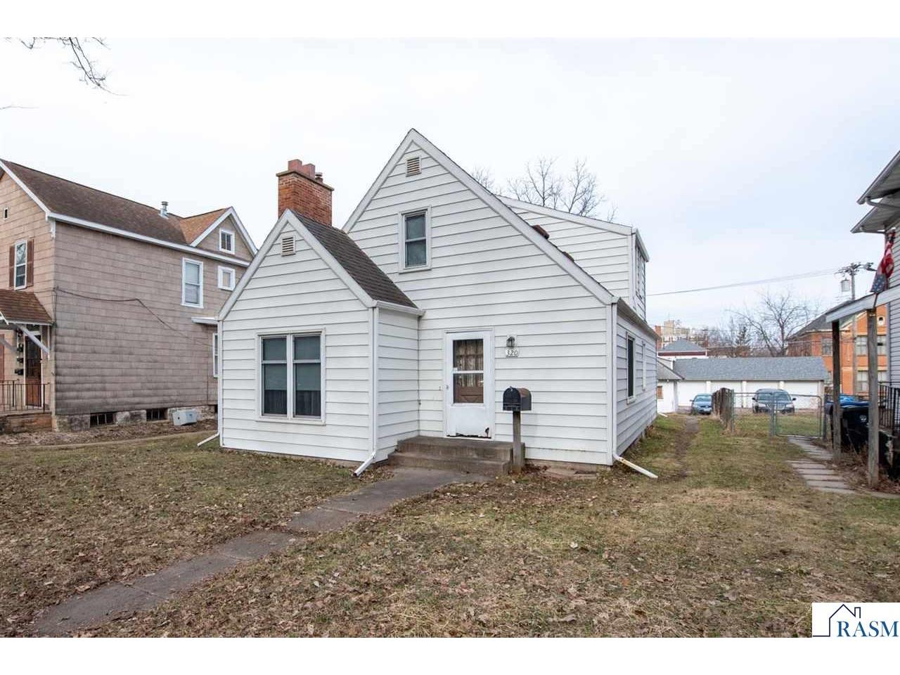 320 N 4th Street Mankato MN 56001 7039778 image1