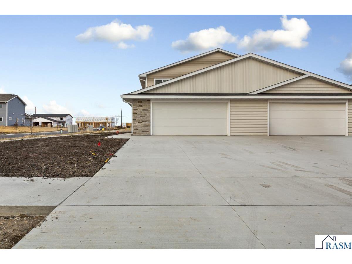 3200 Noble Drive Mankato MN 56001 7038536 image2