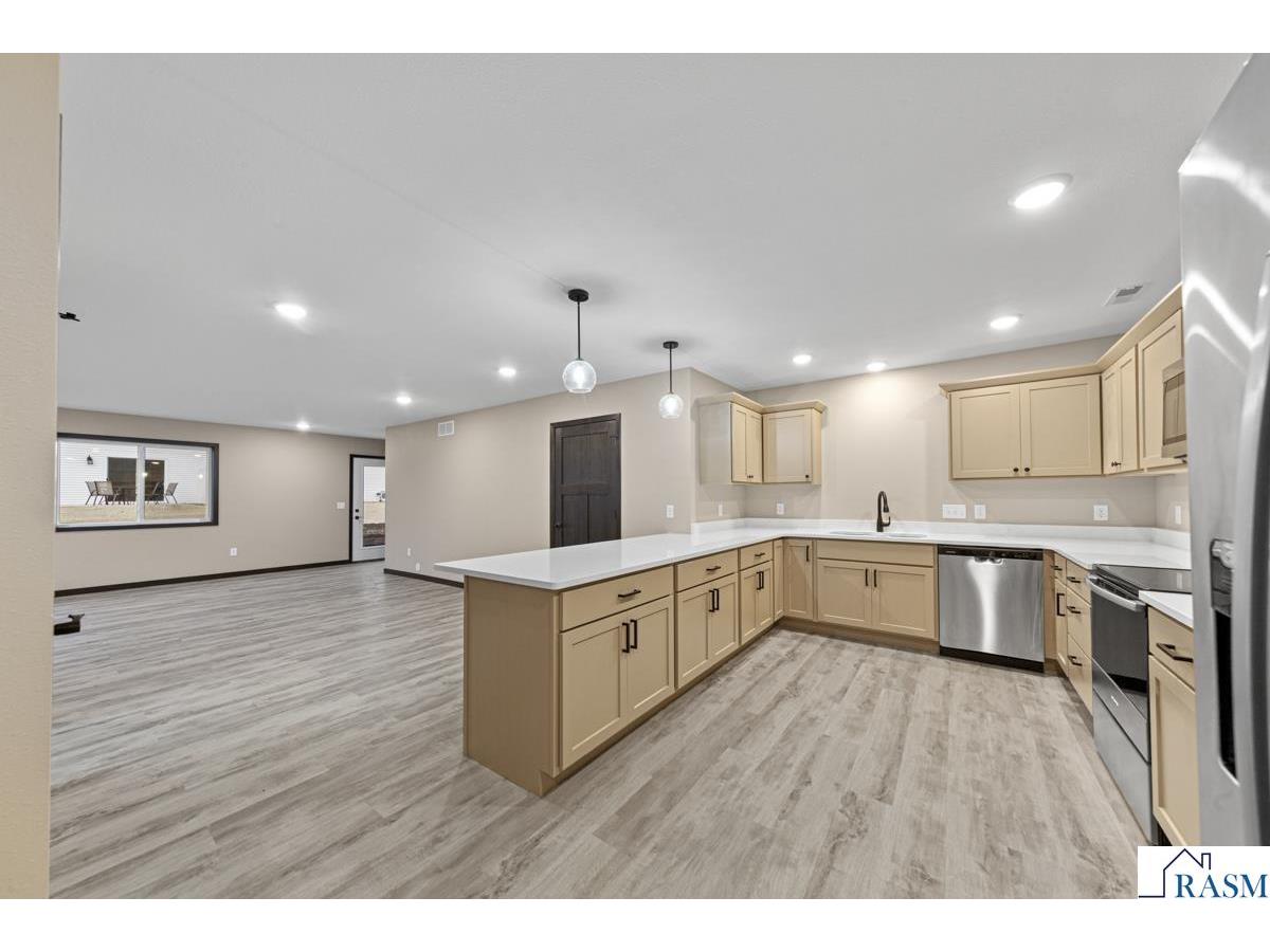 3200 Noble Drive Mankato MN 56001 7038536 image4