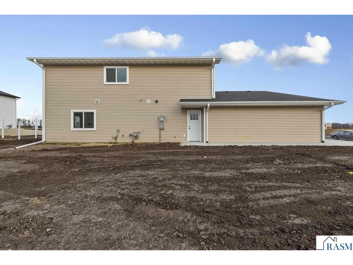 3200 Noble Drive Mankato MN 56001 7038618 image5