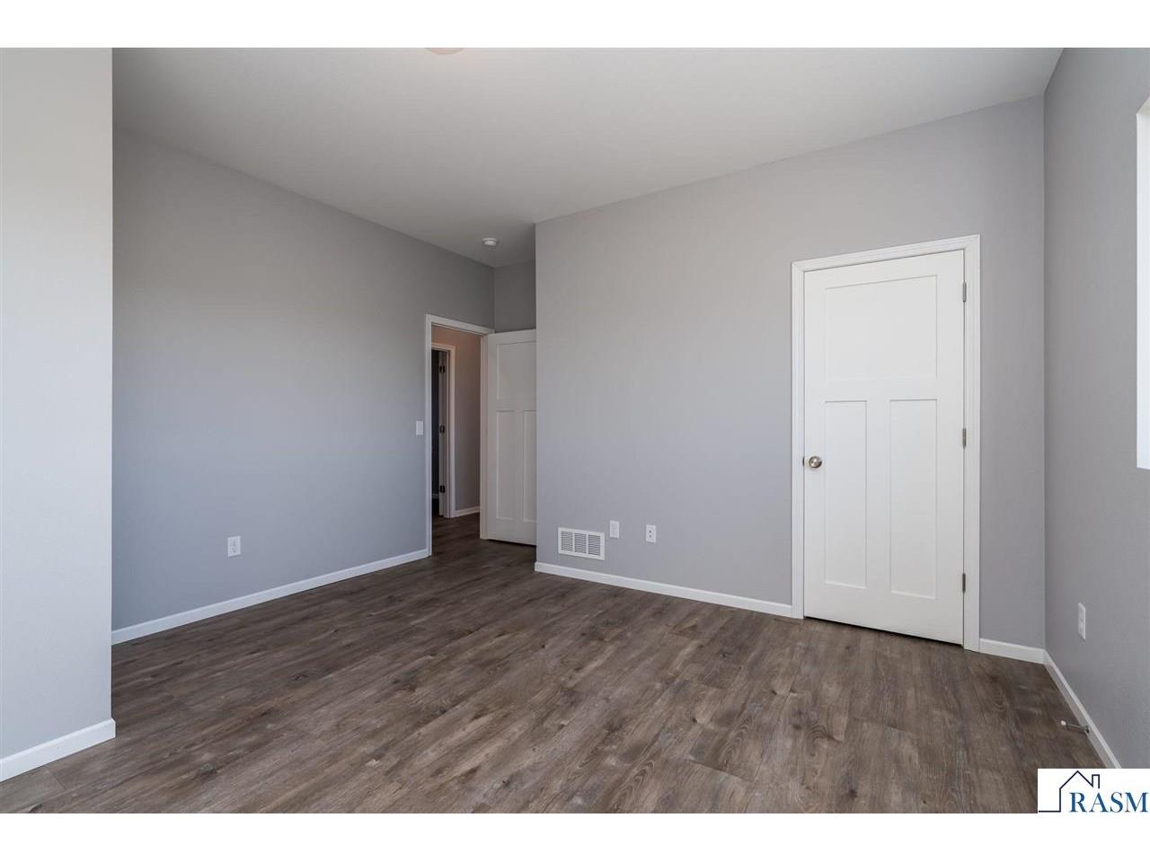 3201 & 3203 Noble Drive Mankato MN 56003 7039385 image24