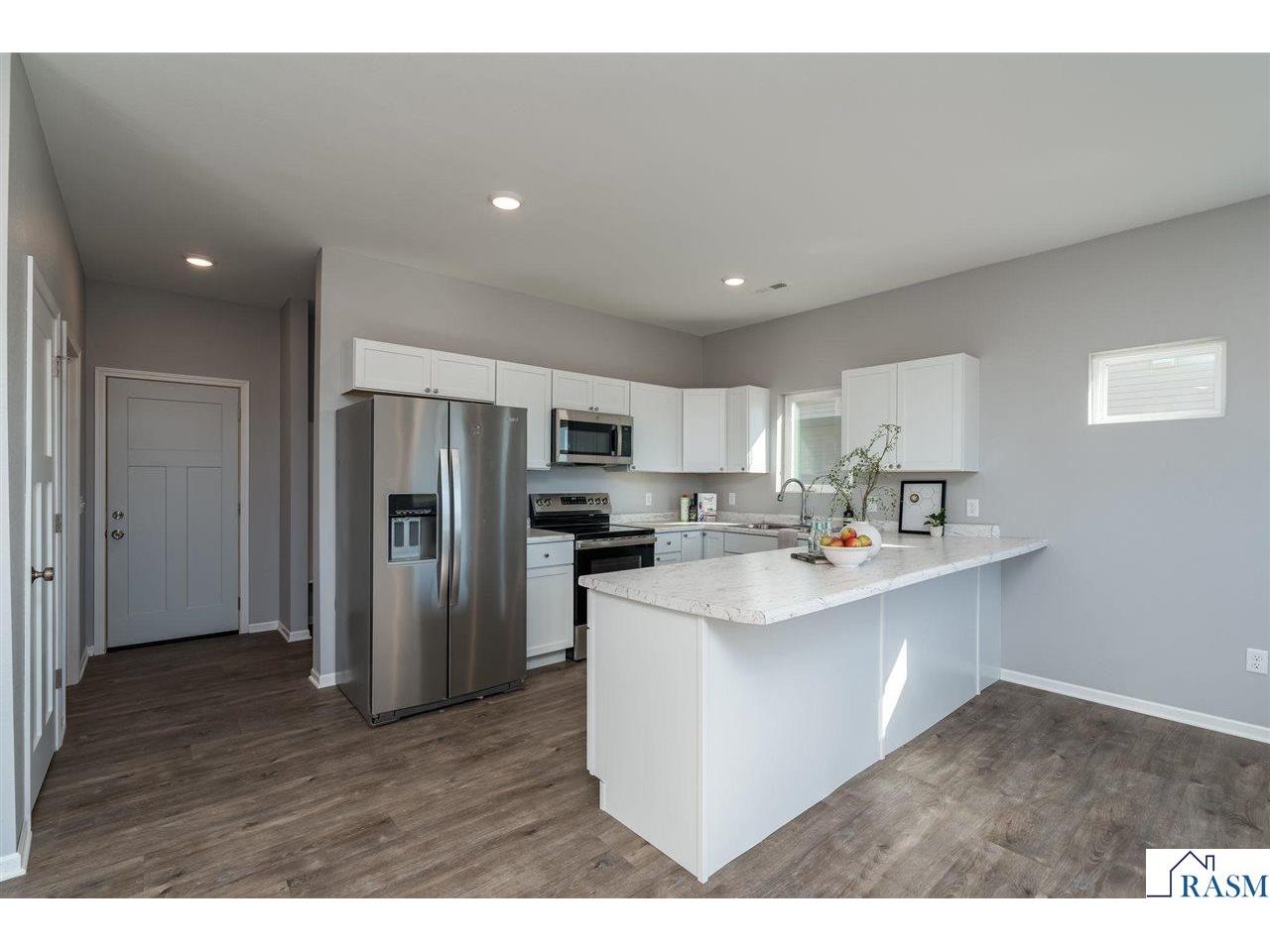 3201 & 3203 Noble Drive Mankato MN 56003 7039385 image6