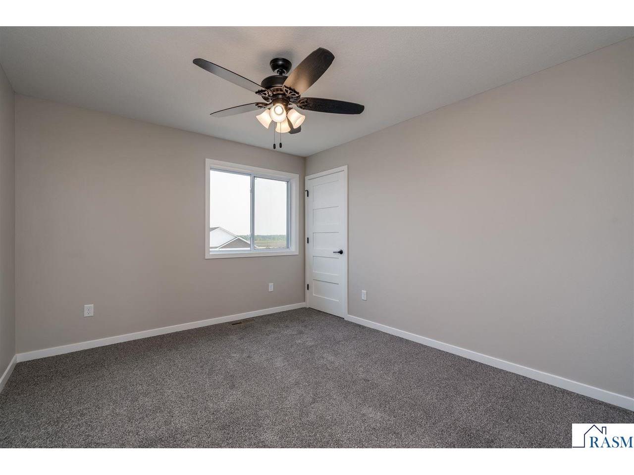 3207 Scotch Lane Mankato MN 56001 7040404 image32