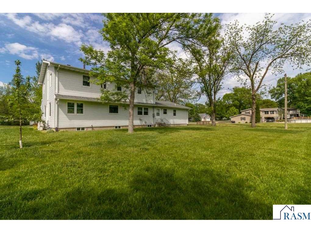 322 E Blue Earth Street Lake Crystal MN 56055 7040388 image44