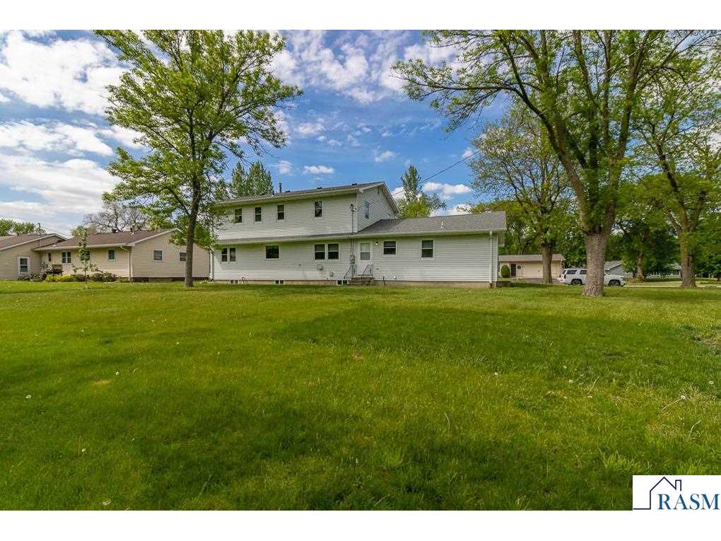 322 E Blue Earth Street Lake Crystal MN 56055 7040388 image45