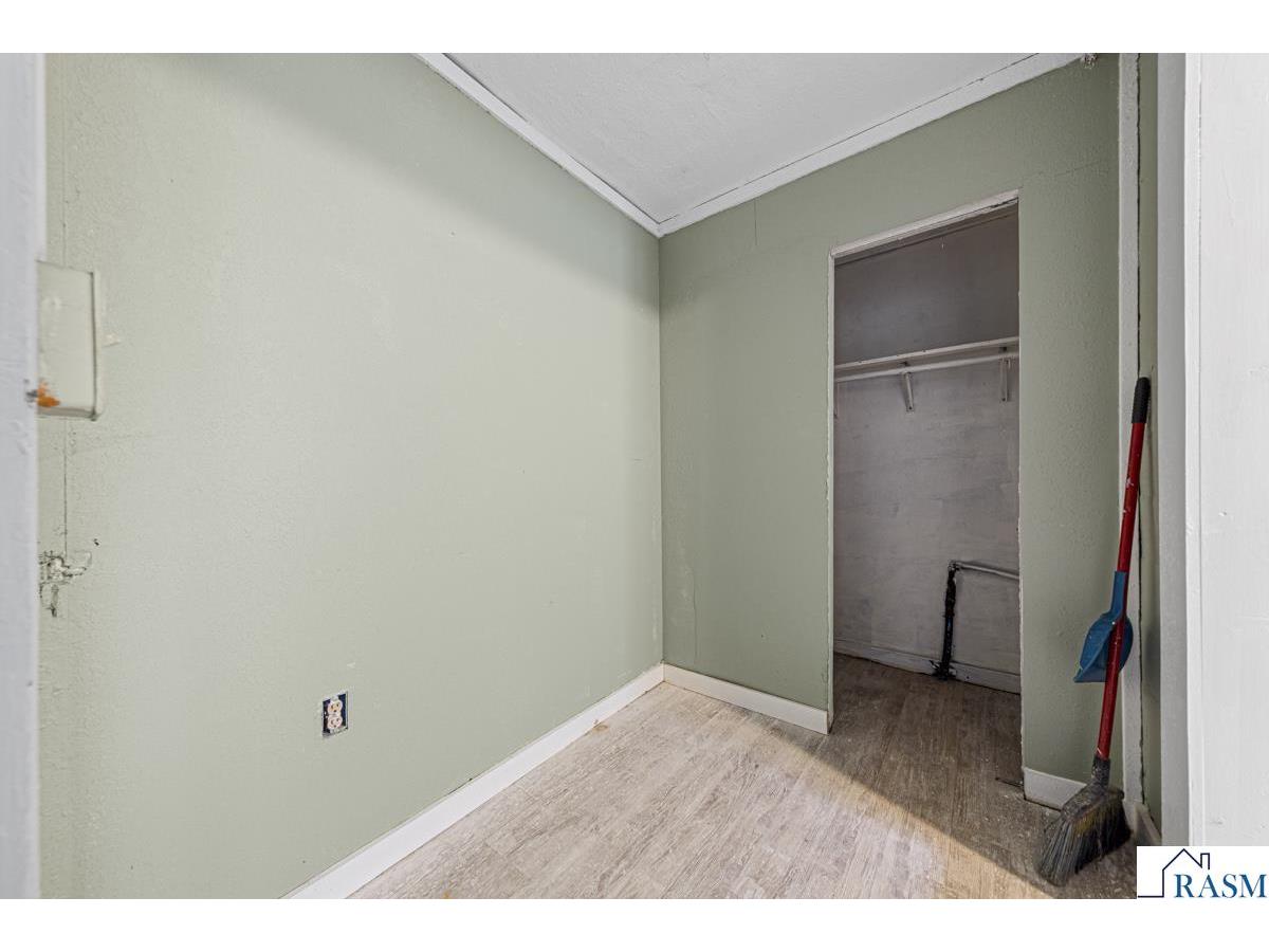 322 E Vine Street Mankato MN 56001 7039818 image26