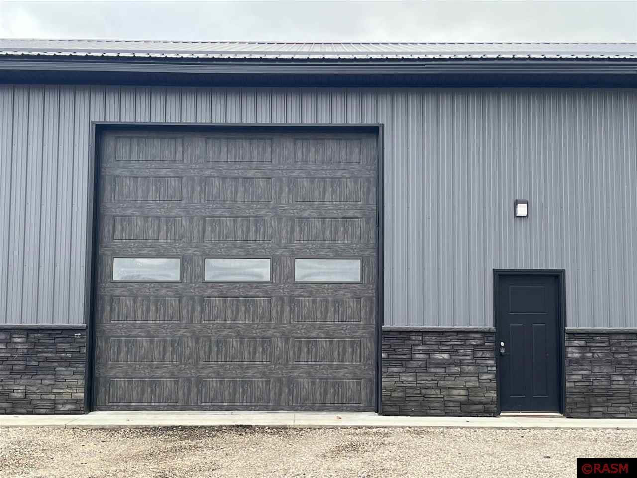 323 N 19th Street New Ulm MN 56073 7033715 image1