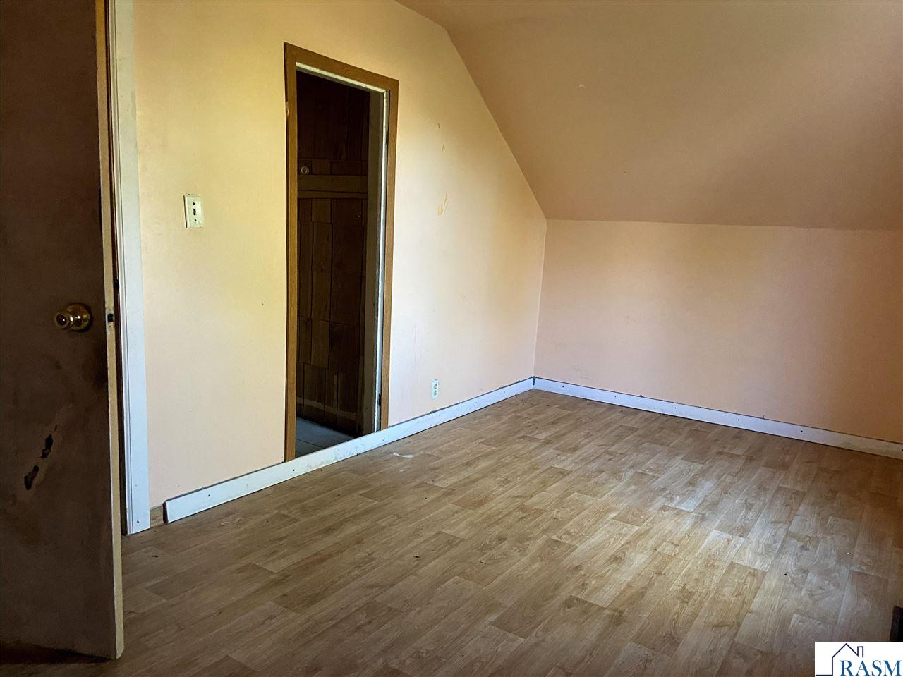 325 N 3rd Street Butterfield MN 56120 7039006 image17