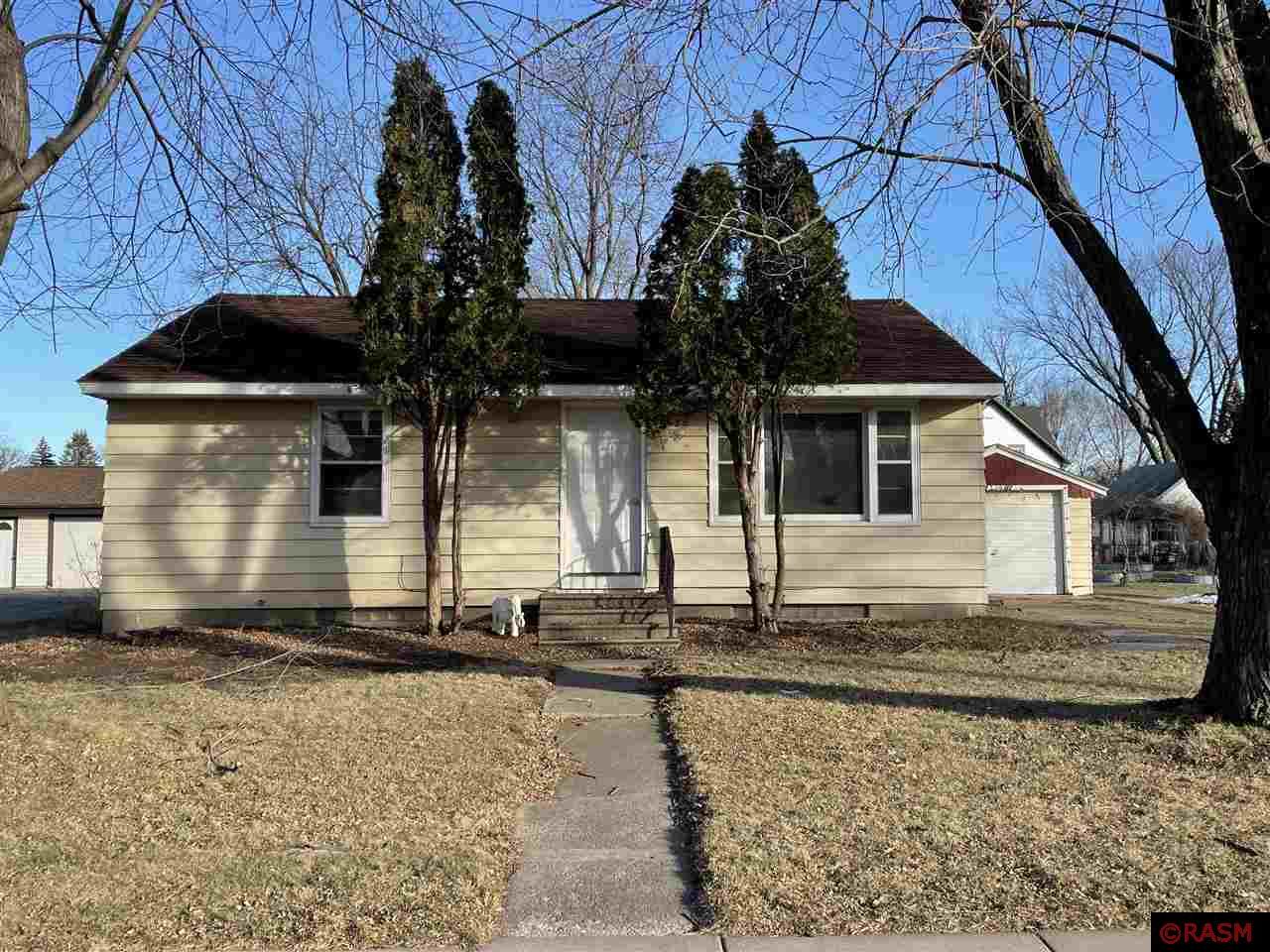 326 E Main Street Saint Clair MN 56080 7028793 image1