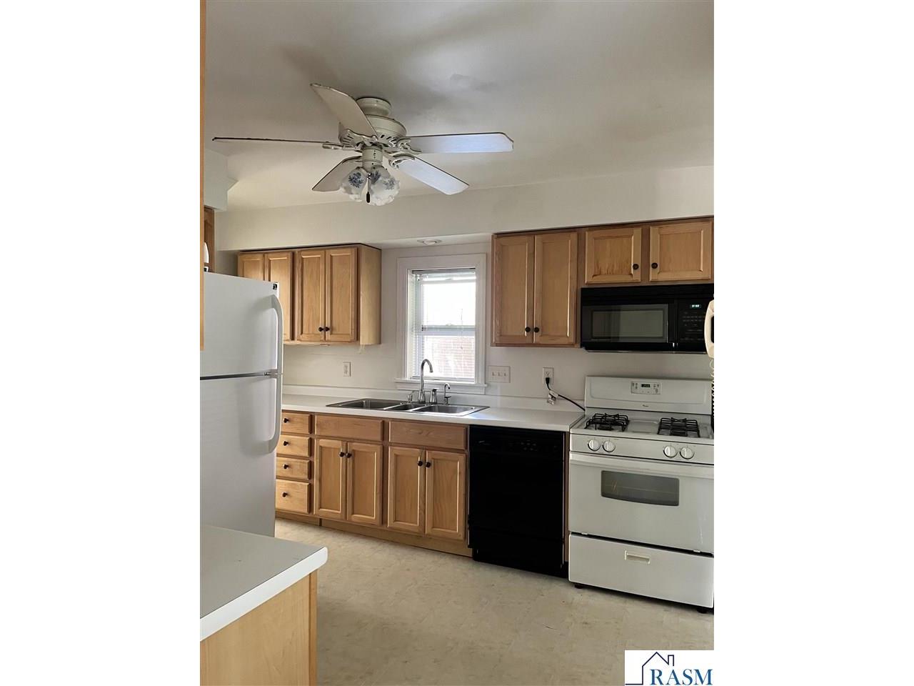 326 E Vine Street Mankato MN 56001 7037733 image10