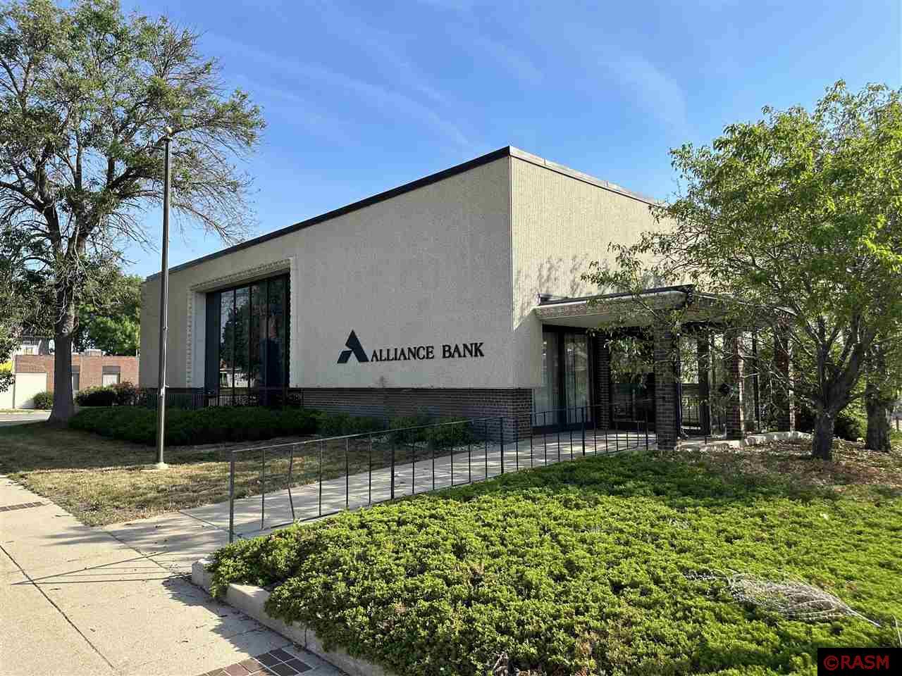 326 N Minnesota Street New Ulm MN 56073 7033020 image1