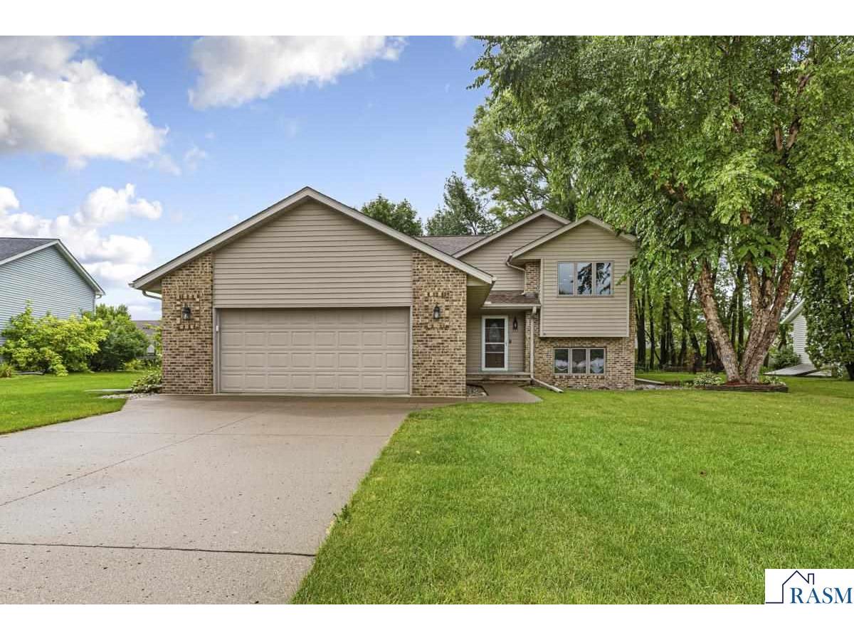 327 Cardinal Drive Mankato MN 56001 7038372 image1