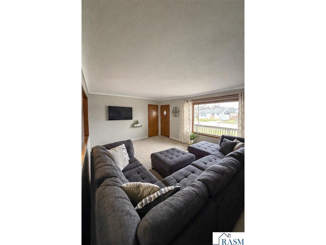 327 Linden Street New Ulm MN 56073 267040756 image6