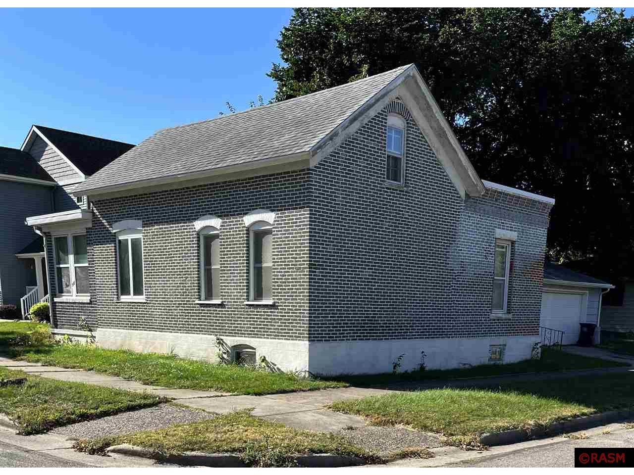 327 N Washington Street New Ulm MN 56073 7036004 image1