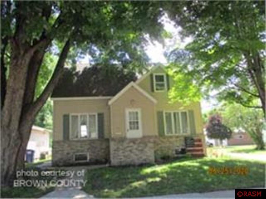 327 NE 2nd Avenue Sleepy Eye MN 56073 7028969 image1