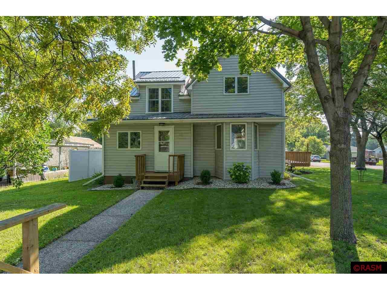 327 S 11th Street Saint James MN 56081 7033166 image1