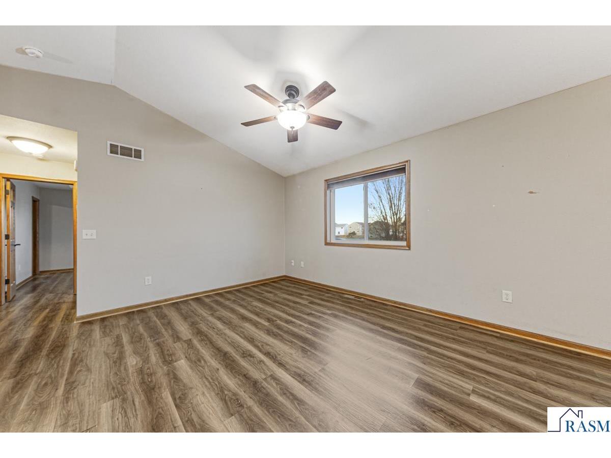 329 Crystal Circle Mankato MN 56001 7039027 image5