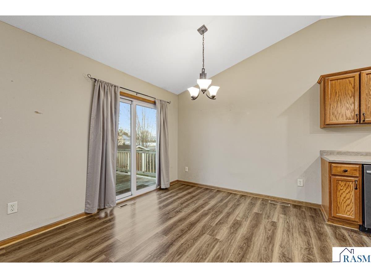 329 Crystal Circle Mankato MN 56001 7039027 image7