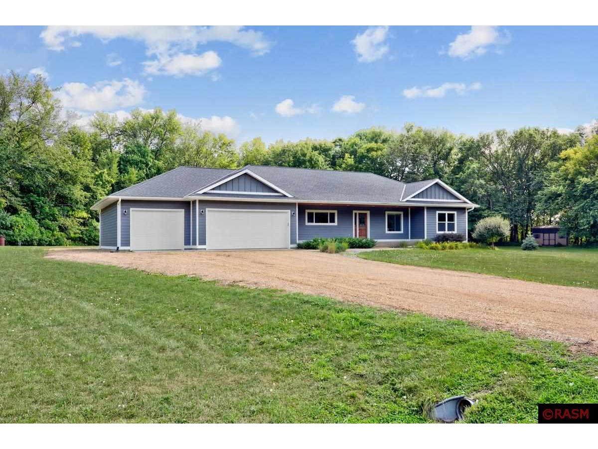 33081 Eagle Point Lane Henderson MN 56044 7033222 image1