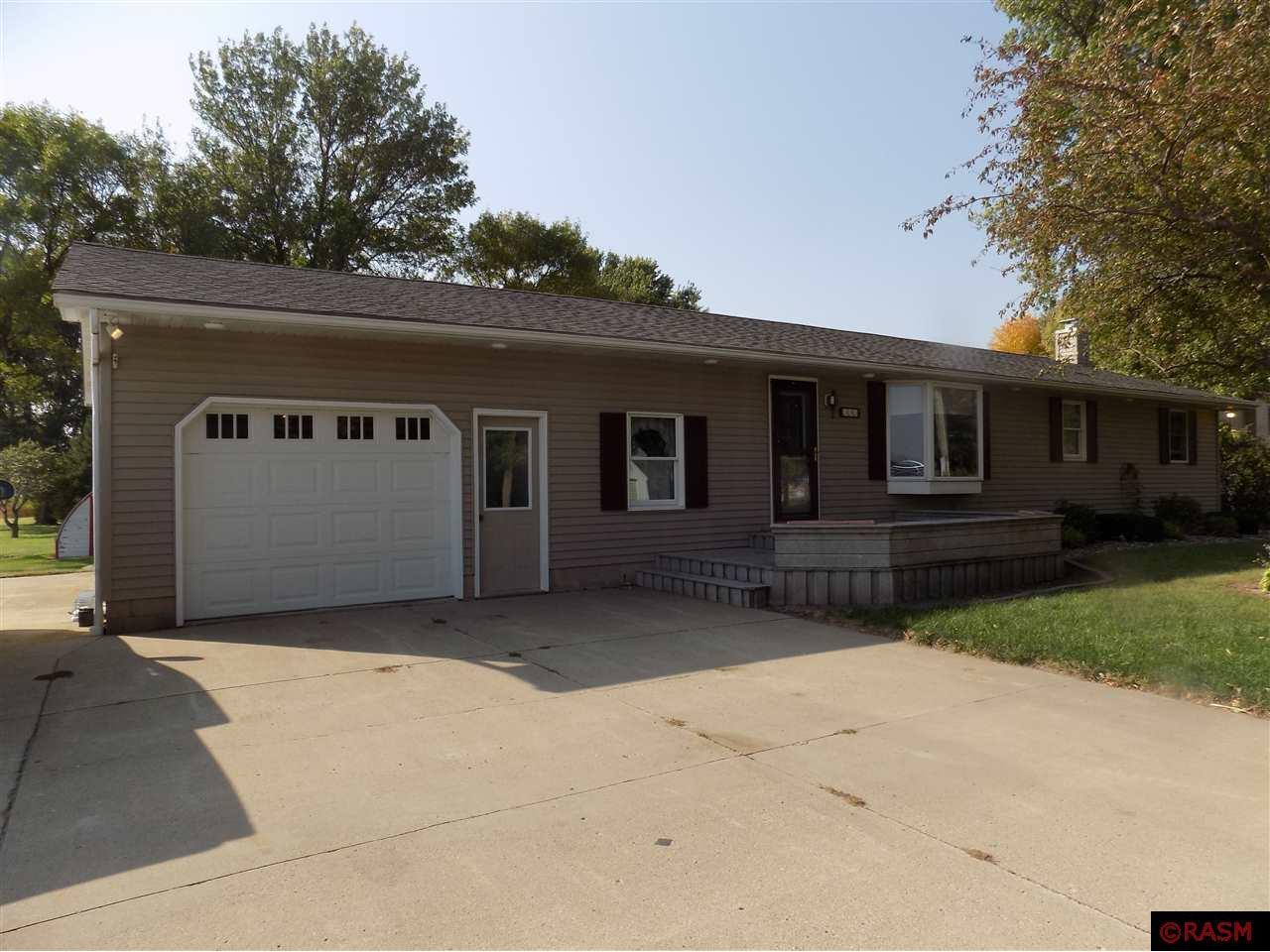 333 S Central Avenue, Truman, MN 56088 MLS 7025416 Edina Realty