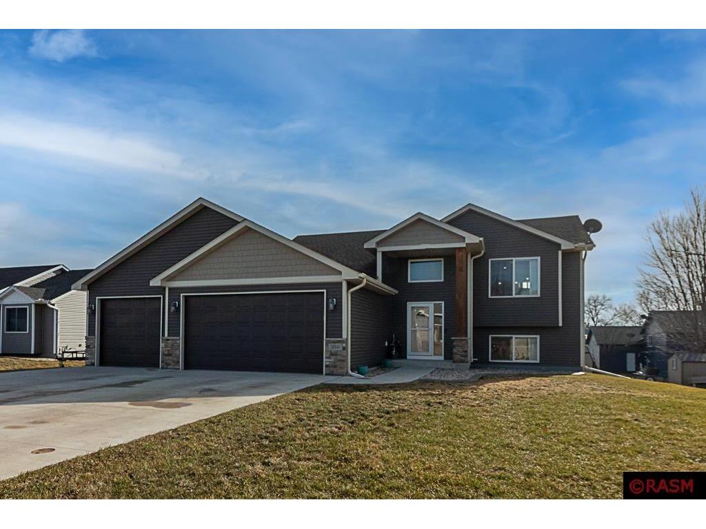 355 Horizon Drive Le Center MN 56057 7033856 image1
