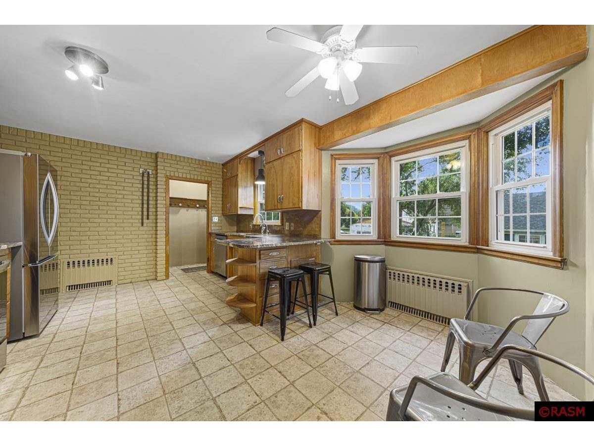 358 4th Street Gaylord MN 55334 7038407 image18