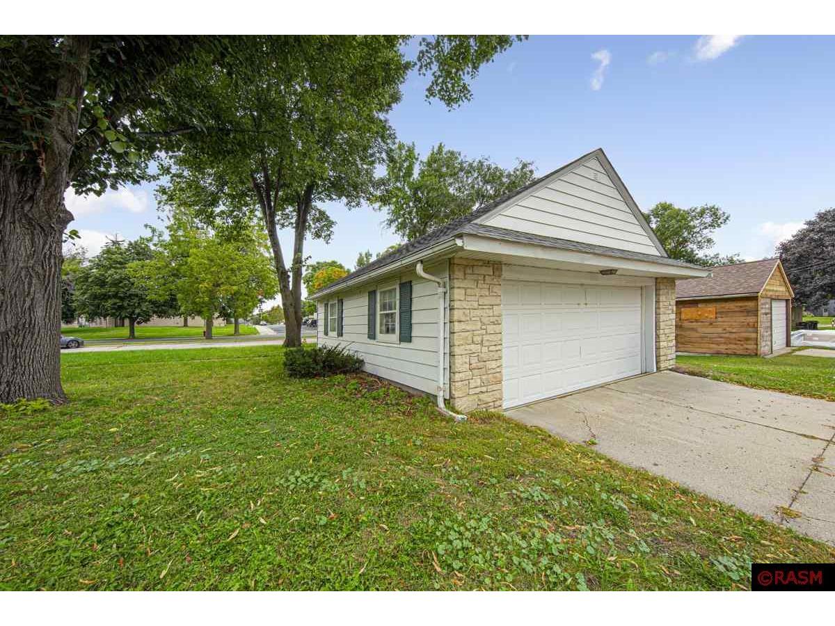 358 4th Street Gaylord MN 55334 7038407 image37