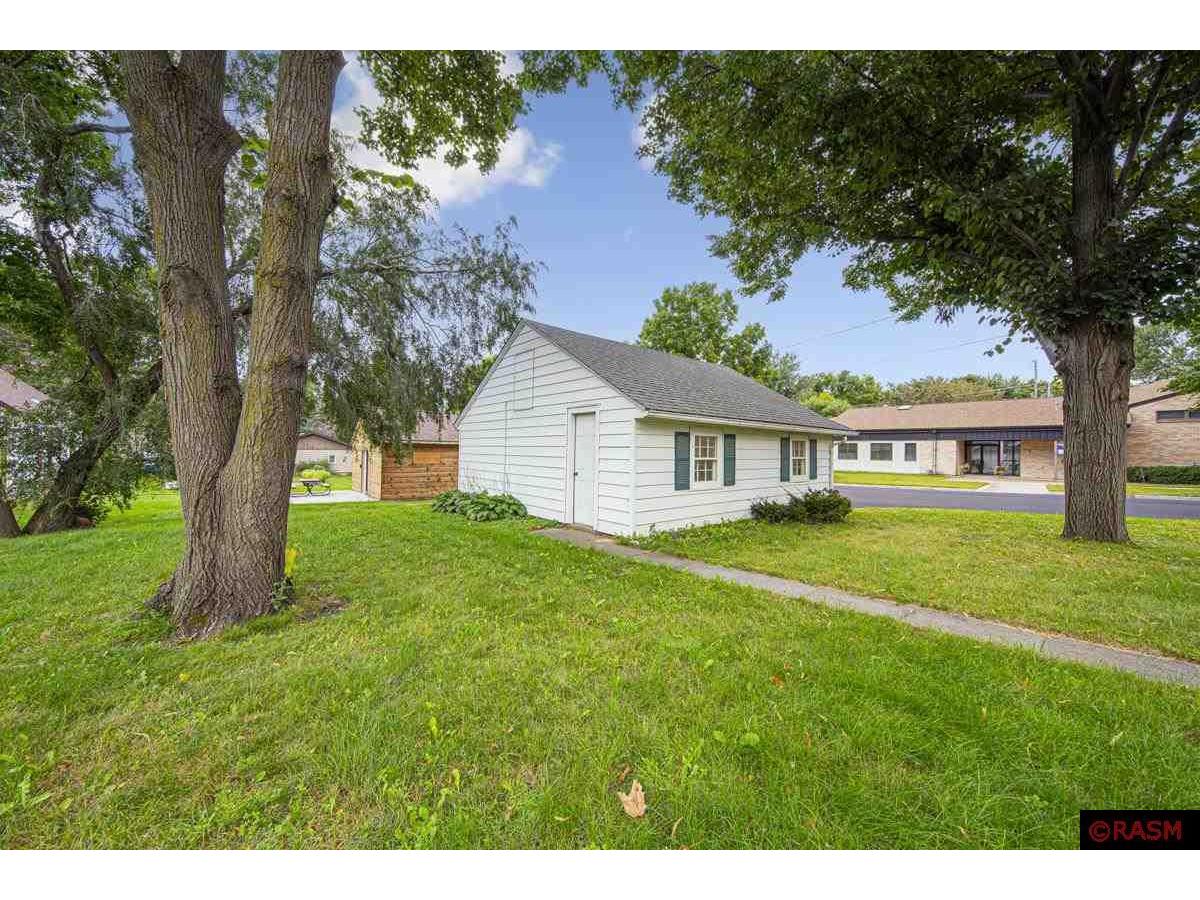 358 4th Street Gaylord MN 55334 7038407 image38