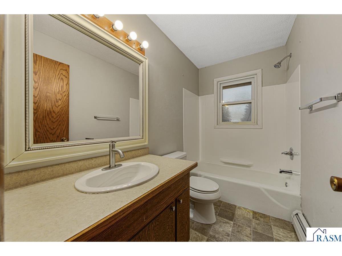 36530 251st Avenue Le Center MN 56057 7038220 image12