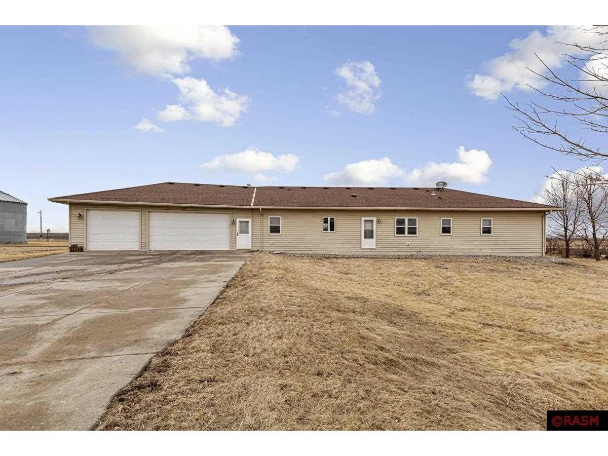 37795 356th Street Saint Peter MN 56082 7036846 image1