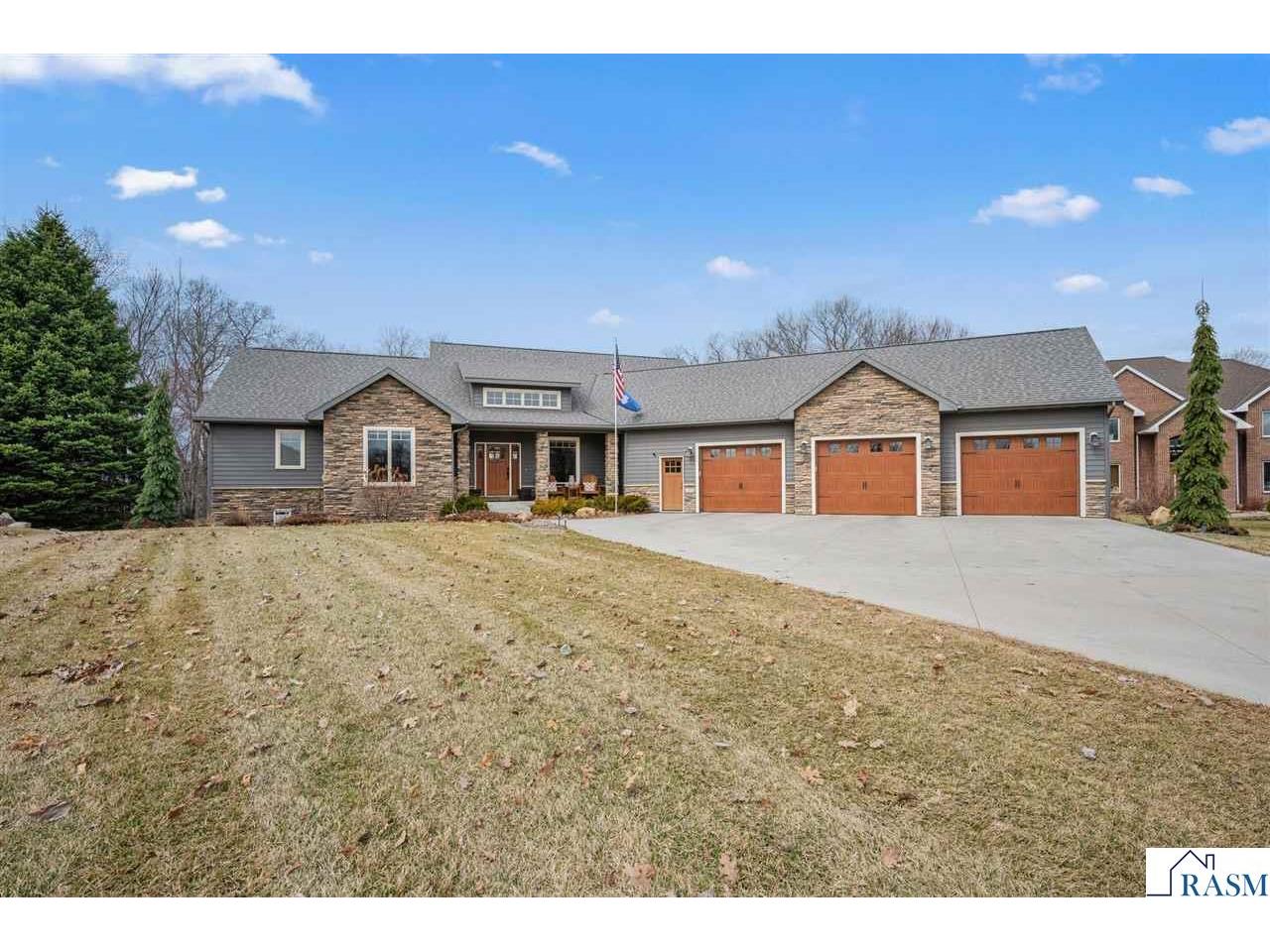 39 Deerwood Court North Mankato MN 56003 7039878 image1