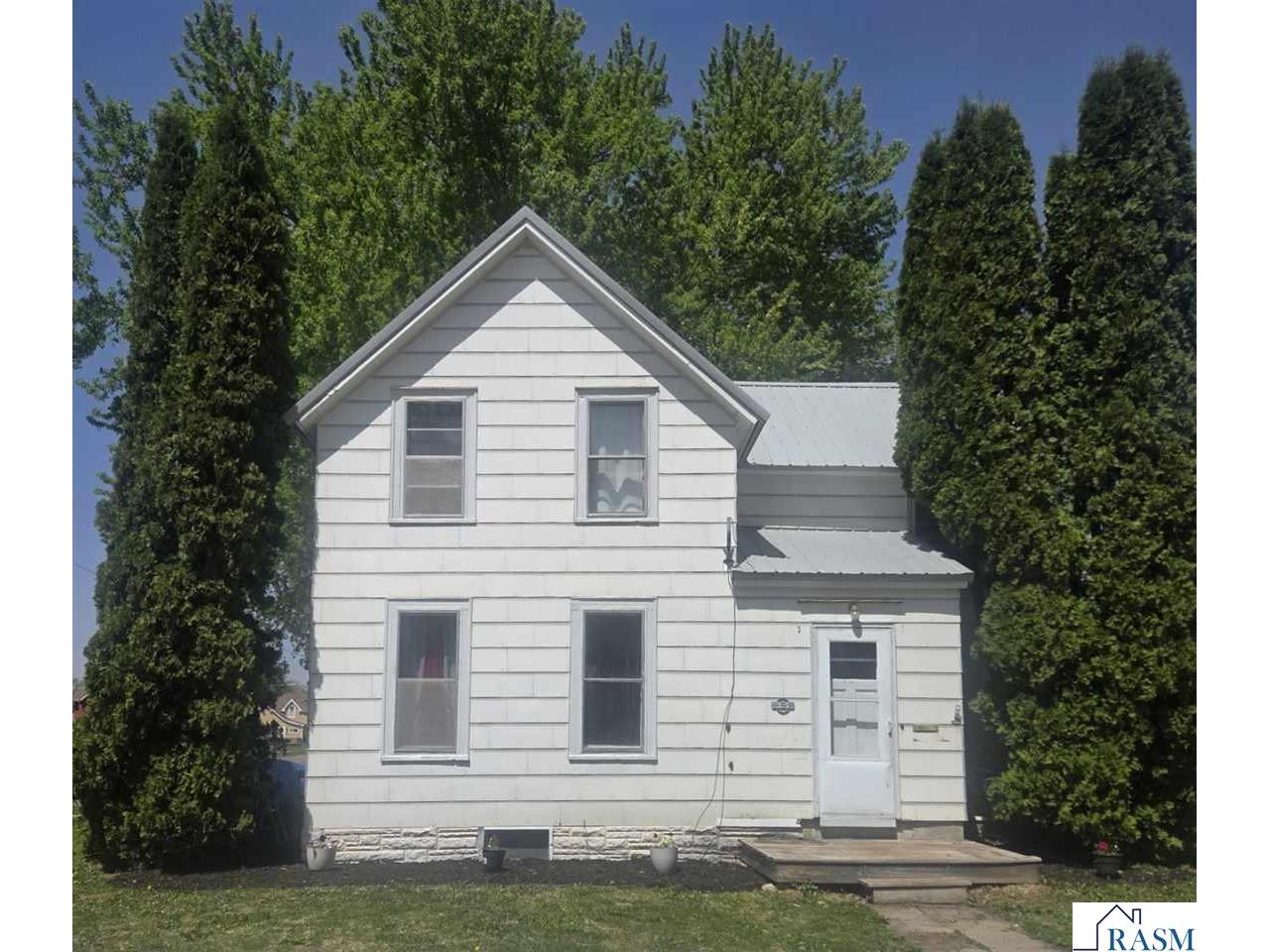 391 W Franklin Street Wells MN 56097 7040091 image1
