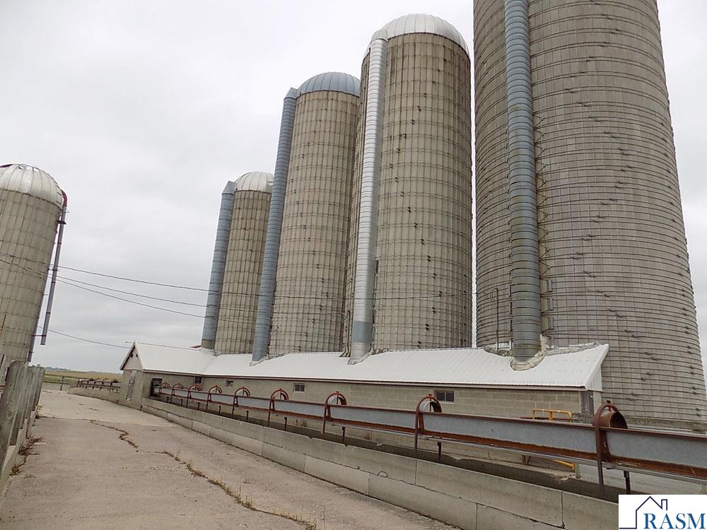 39243 561st Ave New Ulm MN 56073 7038703 image10