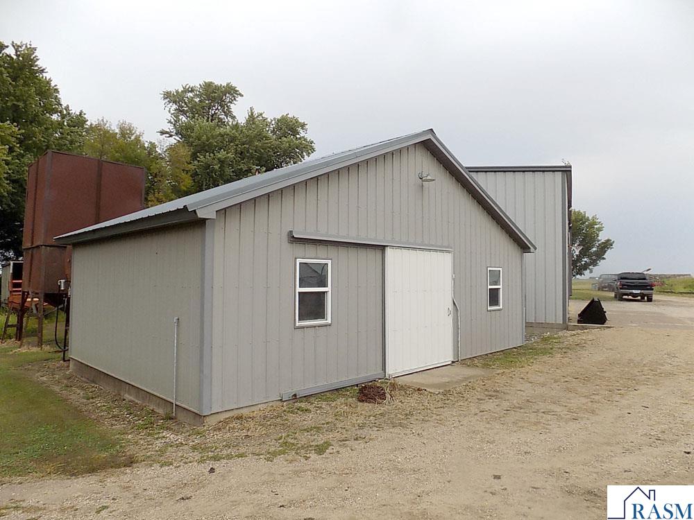 39243 561st Ave New Ulm MN 56073 7038703 image15