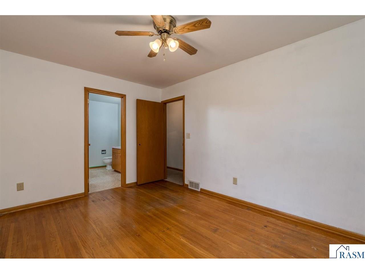 395 W Minnesota Street Le Center MN 56057 267040466 image16