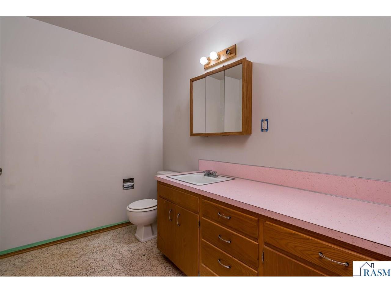 395 W Minnesota Street Le Center MN 56057 267040466 image17