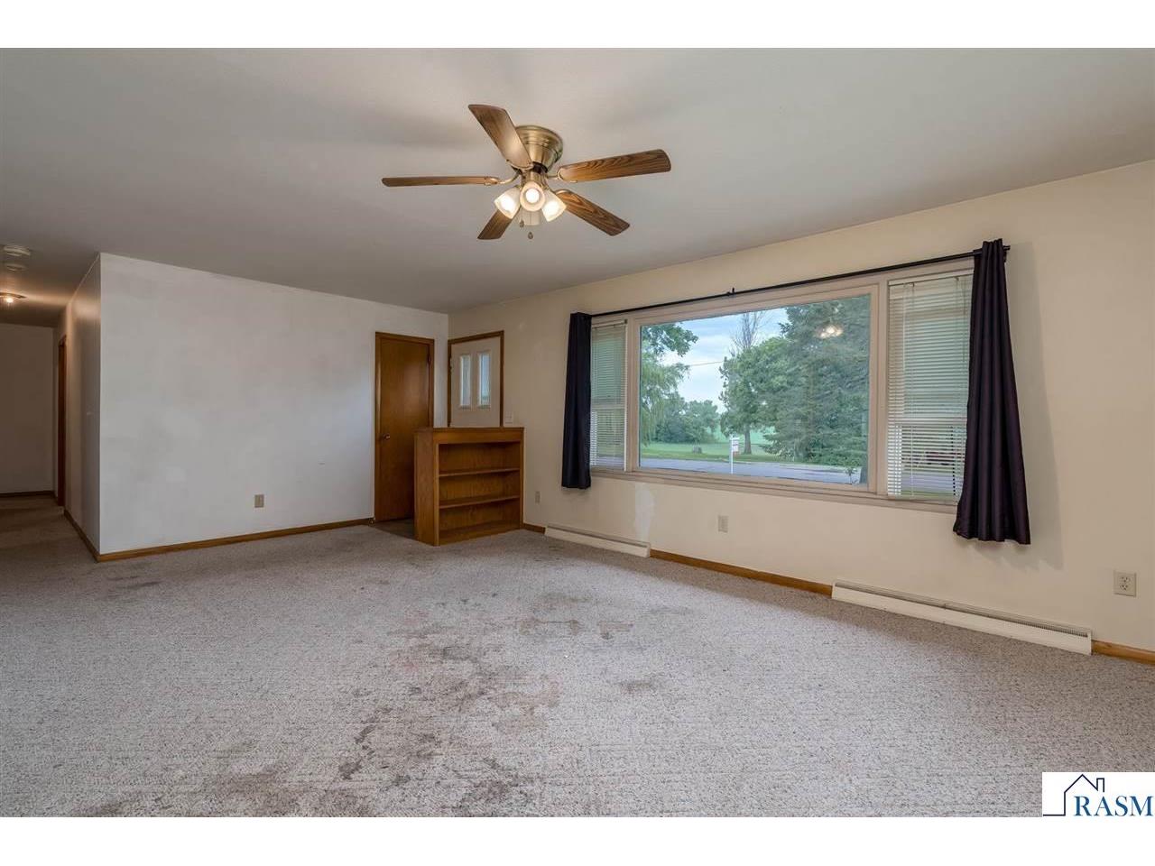 395 W Minnesota Street Le Center MN 56057 267040466 image4