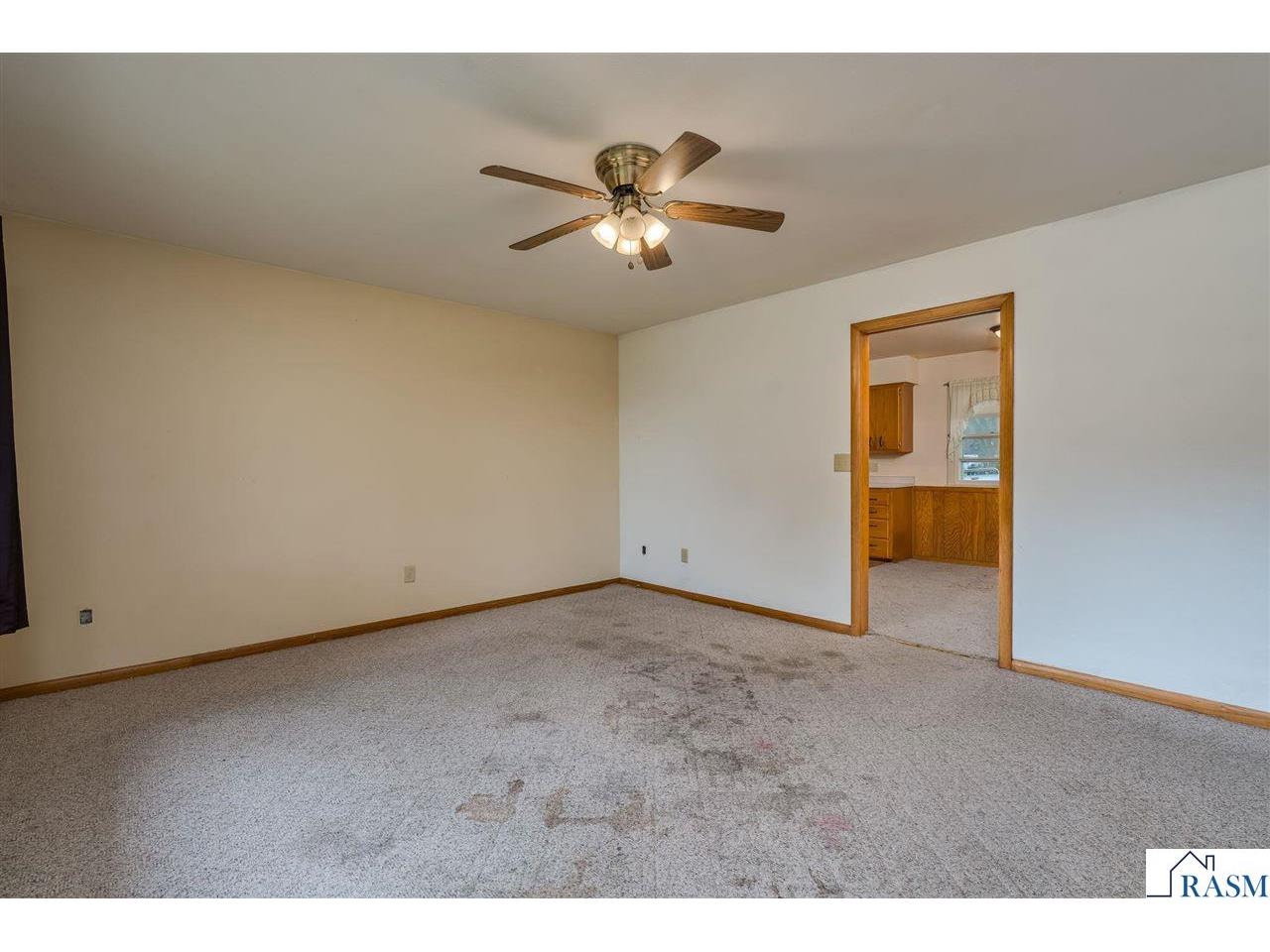 395 W Minnesota Street Le Center MN 56057 267040466 image6